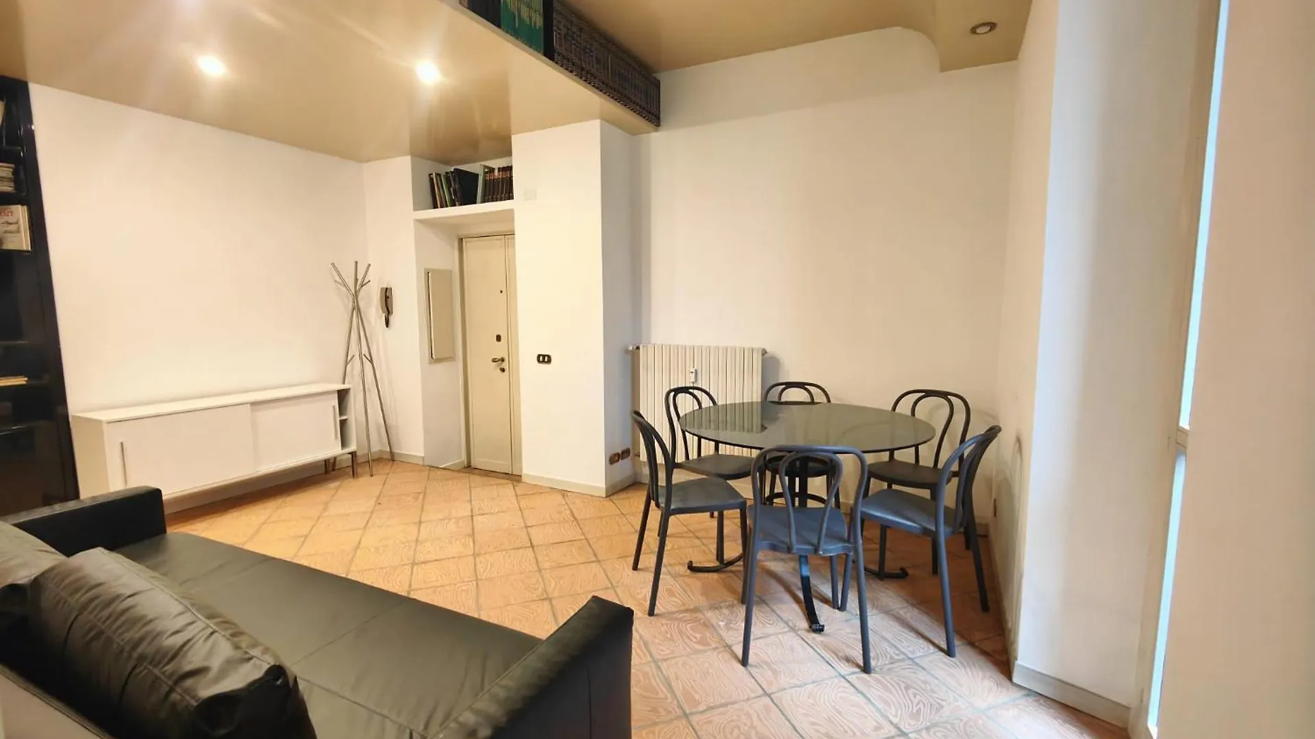 Vigentina 2Bedroom Next To Metro Milan
