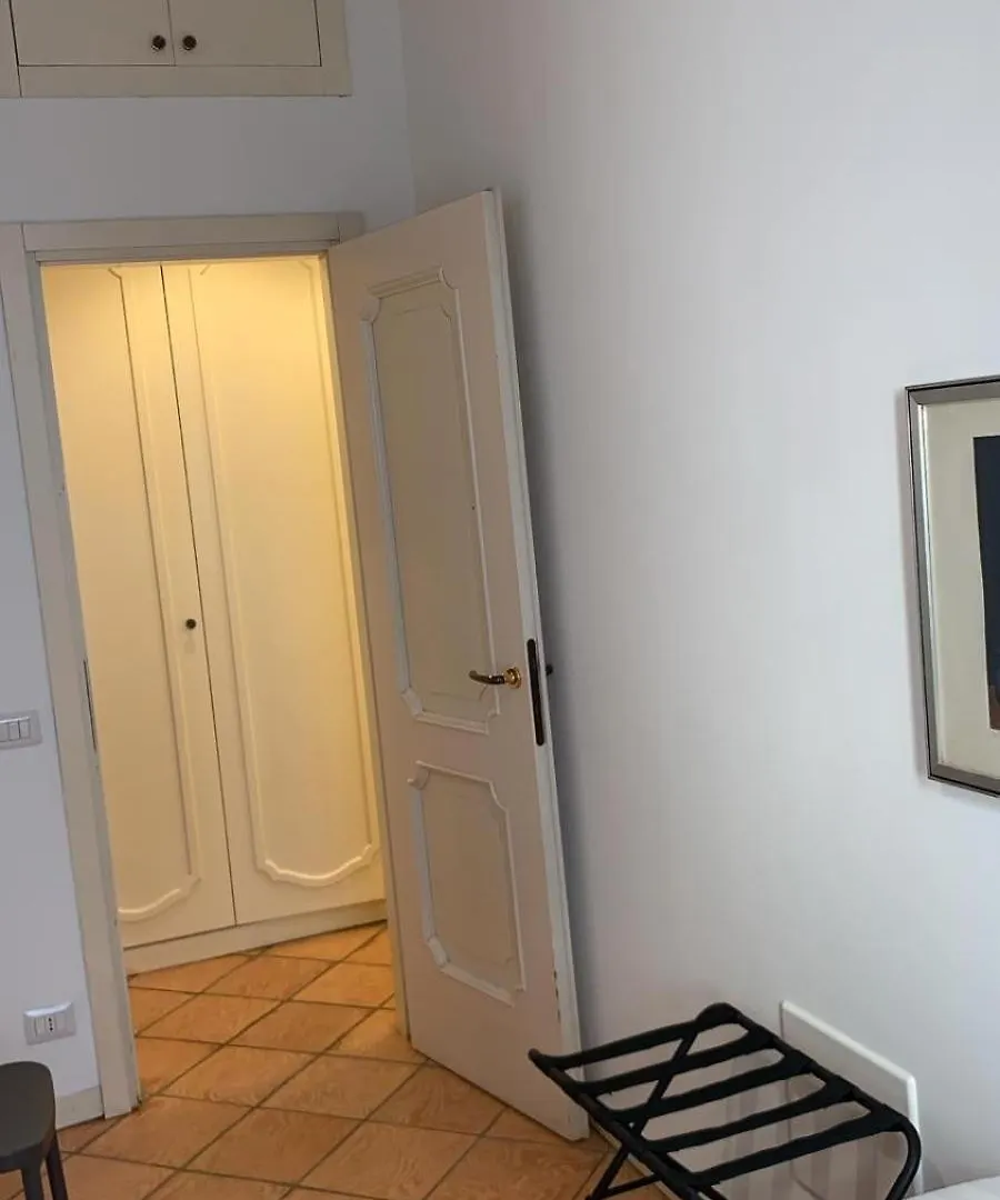 Vigentina 2Bedroom Next To Metro Milan